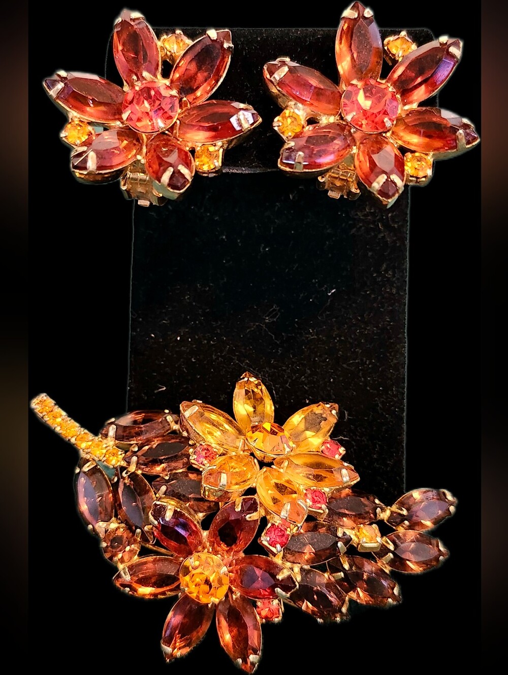 Vintage 1960s 3D Fall Flower Amber Butterscotch Art Glass Brooch